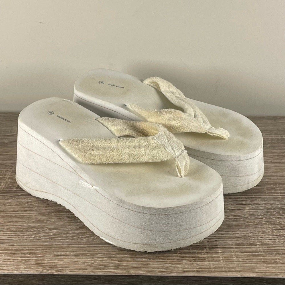 Y2K Xhilaration Platform Flip Flops Wedge Thong Sandals - Size 6
